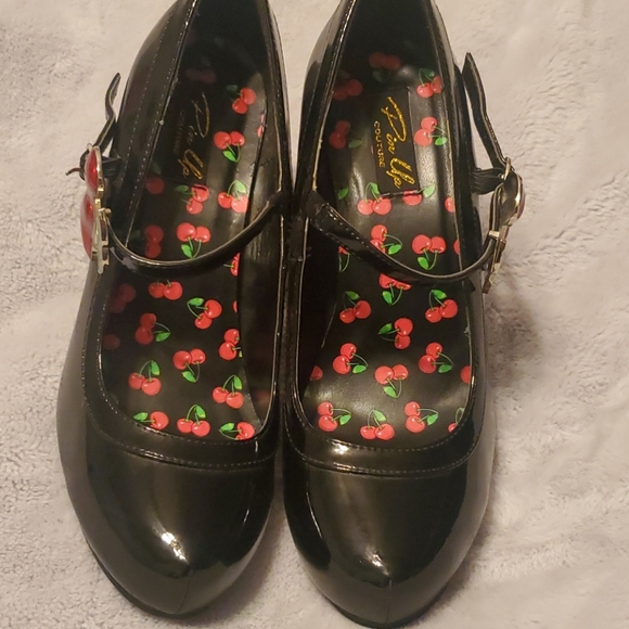 Size 9 stiletto heel shoes - Picture 2 of 5